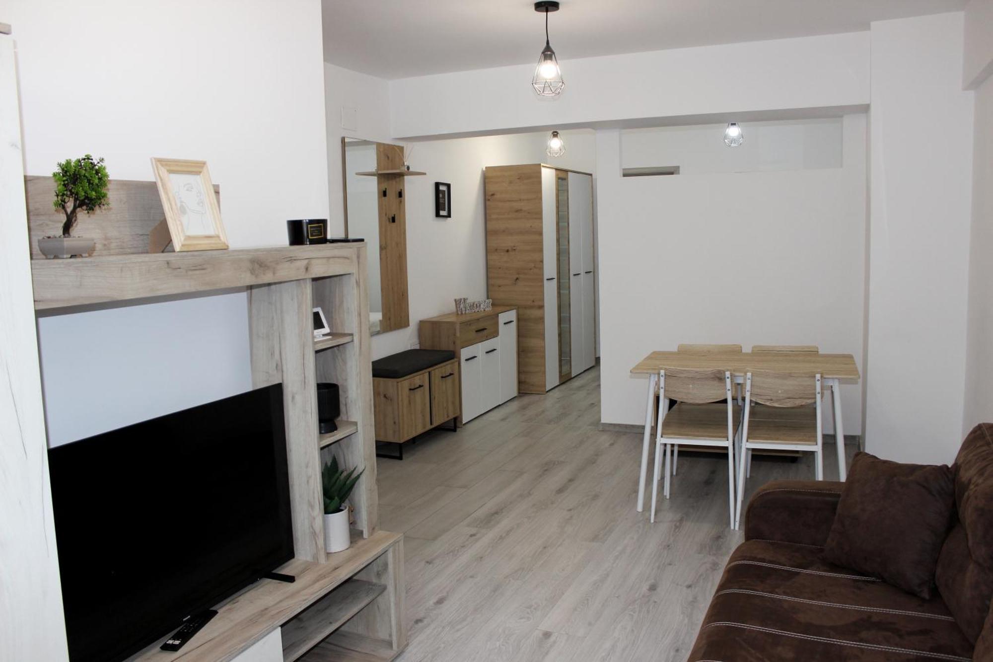 Deluxe Apartments On G Enescu Blvd Near Stefan Cel Mare University سوتْشافا المظهر الخارجي الصورة